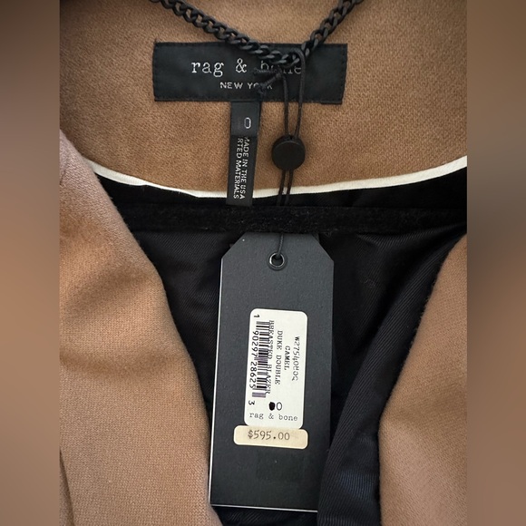 Rag & Bone Duke Double Breasted Blazer dark tan size 0
Duke Double-Breasted - Picture 6 of 6